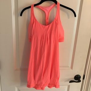 Lululemon workout top